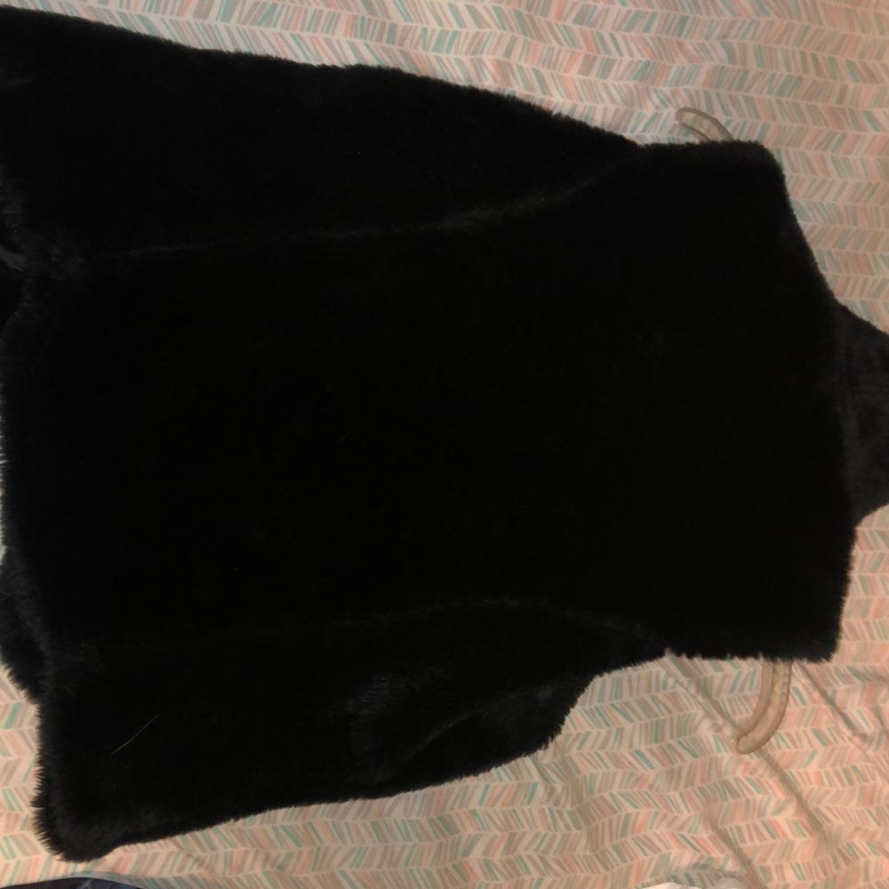 Vest - Picture 2 of 3